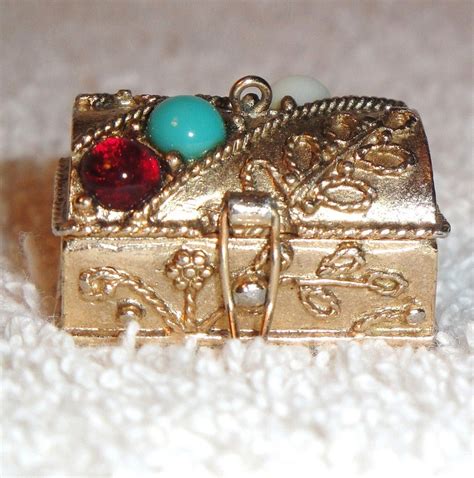 vintage pill box|More.